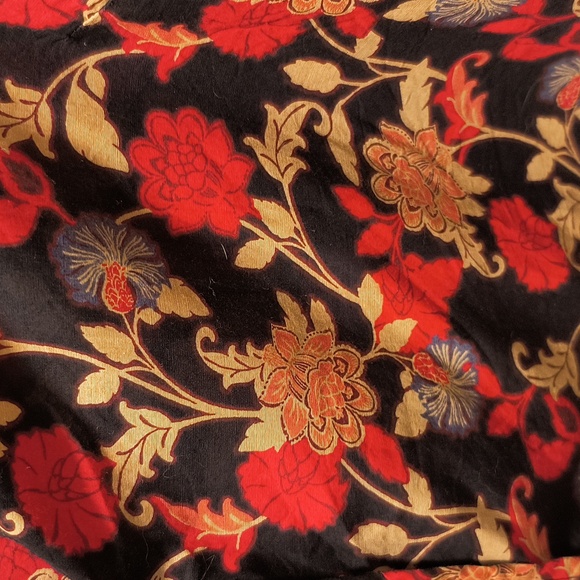 Gap Button Up Peplum Bottom Tank - Picture 2 of 3